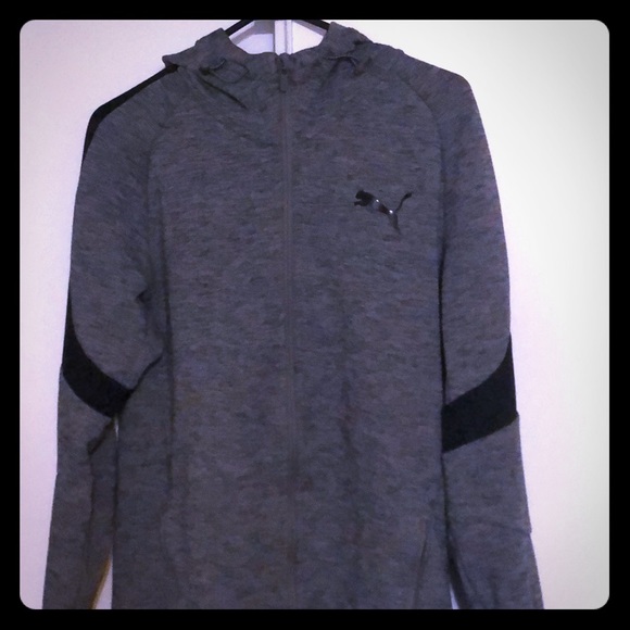 Puma sweater - Picture 1 of 3